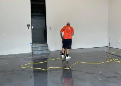 Buffing liquid marble metallic garage black veins.